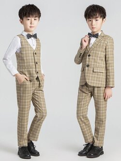 พร้อมเช่า ชุดสูทเด็กชาย สีกากีลายตาราง ** พร้อมเช่าไซส์ 100 , 110 , 120,130,140,150 **