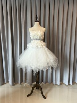 พร้อมเช่า ชุดแฟนซี ชุดราตรีสั้นเกาะอก สีขาว