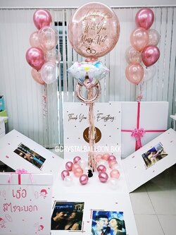 Jumbo Box 36" Will You Marry Me? Bubble 36" Theme โรสโกล พร้อมตกแต่ง ช่อลูกโป่ง 7 ลูก 2 ช่อ,ลูกโป่งใส ใส่กลิตเตอร์,ฟอยล์แหวนเดี่ยวใหญ่ 1 ชิ้น,สามารถใส่รูปได้ 4 ใบ สามารถเปลี่ยนสีลูกโป่ง/เปลี่ยนข้อความ/เปลี่ยนสี-ฟอยล์ตกแต่งได้