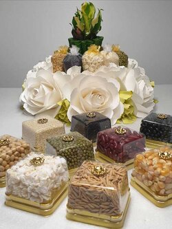 เมล็ดธัญพืชมงคล 9 ชนิด | บรรจุกล่อง 4 เหลี่ยม โปรยพิธีมงคล สินสอด งานแต่ง ขึ้นบ้านใหม่