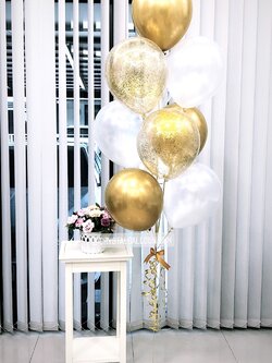 ลูกโป่ง แสดงความยินดี ช่อลูกโป่ง ช่อ 9 ลูก 1 ช่อ Theme สีทอง พร้อม ลูกโป่งใส ใส่กลิตเตอร์ พร้อมตกเเต่ง สามารถเปลี่ยนสีลูกโป่งได้