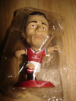 ตุ๊กตาโมเดลนักฟุตบอล ร.กิ๊กส์ สโมสรแมนเชสเตอร์ ยูไนเต็ด โครินเธียน ไมโครสตาร์ - Series 2/2001 Red Base - MC274 ใหม่ / R.GIGGS MANCHESTER UNITED Football Club Corinthian MicroStars Football Figure - Series 2/2001 Red Base - MC274 NEW