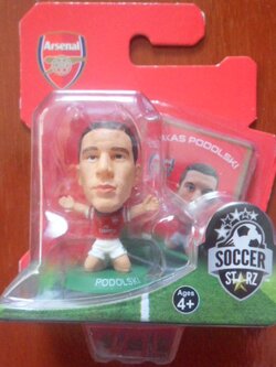 ตุ๊กตาโมเดลนักฟุตบอล ล.โพโดลสกี้ สโมสรอาร์เซนอล ซอคเกอร์สตาร์ซ - SOC113 (2014) ใหม่ / L.PODOLSKI ARSENAL Football Club SoccerStarz Football Figure - SOC113 (2014) NEW
