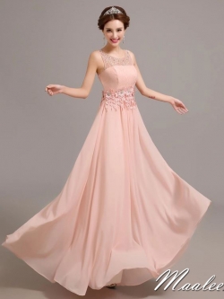 พร้อมเช่า ชุดราตรียาว แขนกุด ลายลูกไม้แต่งดอกช่วงเอว และคริสตัลหรู สีชมพู