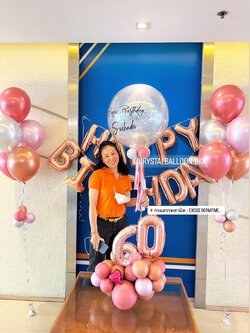 ลูกโป่ง วันเกิด Bubble ขนาด 24" กลิตเตอร์สีเงิน พร้อม ช่อลูกโป่งโครเมี่ยม ช่อ 5 ลูก 2 ช่อ พร้อมตกแต่ง ฟอยล์ตัวอักษร Happy Birthday 16" 1 ชิ้น,ฟอยล์ตัวเลข ขนาด 16" ตั้งฐาน 2 ชิ้น สามารถเปลี่ยนสีลูกโป่ง/เปลี่ยนข้อความ/เปลี่ยนขนาดได้