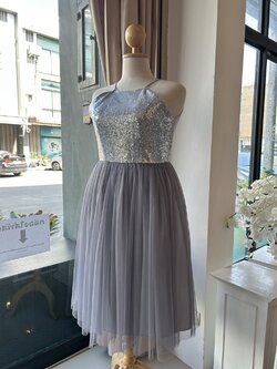 พร้อมเช่า ชุดราตรีสั้น สายเดี๋ยว เทาเงิน plus size