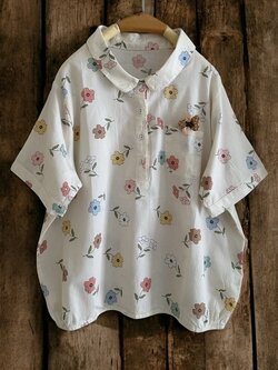 เสือผ้าฝ้ายลายดอกไม้แต่งกระเป๋า+เข็มกลัดดอกไม้