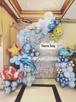 Organic Backdrop ฉากวิบวับ ขนาด 1.5x2 เมตร Theme ทะเล น่ารัก น่ารัก ไม่ซ้ำใคร พร้อมตกแต่ง ฟอยล์ตกแต่งใหญ่ 6 ชิ้น สามารถเปลี่ยนสีลูกโป่ง/เปลี่ยน Theme ได้