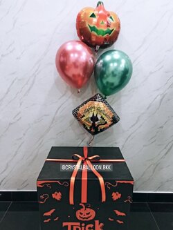 กล่องของขวัญ Halloween Surprise Box กล่องดำ พร้อมตกแต่ง ฟอยล์ 2 ชิ้น,ลูกโป่ง 2 ลูก สามารถเปลี่ยนสีลูกโป่ง/เปลี่ยนฟอยล์ตกแต่งได้