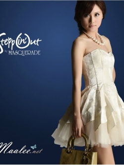 พร้อมเช่า ชุดราตรีสั้น เกาะอก สีครีมงาช้าง กระโปรงแต่งจีบทรงA สวยหรู