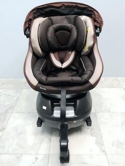 Combi neroom cradling 360 isofix NF-700 สีน้ำตาล