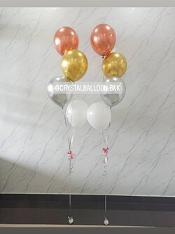 ลูกโป่ง แสดงความยินดี ช่อลูกโป่งโครเมี่ยม ช่อ 4 ลูก 2 ช่อ พร้อมตกแต่ง สามารถเปลี่ยนสีลูกโป่งได้