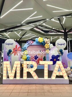 Organic Backdrop เปิดงาน (ราคาไม่รวมฉาก) ลูกโป่งออแกรนิค พร้อม เสาลูกโป่ง เปิดงาน ลูกโป่งยาง 36" สีขาว 2 เสา พร้อมตกแต่ง ราคาโทรสอบถาม สามารถเปลี่ยนสีลูกโป่งได้