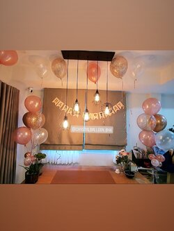 ลูกโป่ง วันเกิด ช่อลูกโป่ง ช่อ 5 ลูก 2 ช่อ พร้อม ป้ายธง Happy Birthday 1 ชิ้น พร้อม ลูกโป่งลอยฝ้า 6 ลูก พร้อมตกเเต่ง สามารถเปลี่ยนสีลูกโป่ง/เปลี่ยนสี-ป้ายธงได้