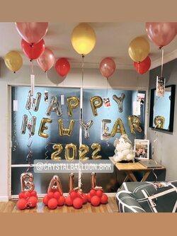Set Condo No Helium ลูกโป่ง Happy New Year 2022 พร้อม ลูกโป่งโปรยพื้น+ริบบิ้น 10 ลูก พร้อมตกแต่ง ฟอยล์ตัวอักษร 16" ตั้งฐาน 4 ตัวอักษร สามารถเปลี่ยนสีลูกโป่ง/เปลี่ยนสี-ฟอยล์ตัวอักษรได้