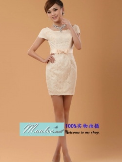 พร้อมเช่า ชุดราตรีสั้นลูกไม้ สีครีม Champagne แขนสั้น คอปาด แต่งมุก คาดเข็มขัดโบว์