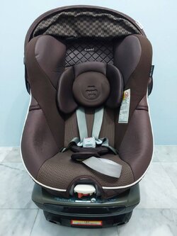 Combi Luxtia Turn มือสอง สีน้ำตาล สำหรับเด็ก 4 เดือน – 4 ปี (7-18 กก.)