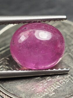 พลอยทับทิมสีชมพูอมแดง 3.60 กะรัตหลังเบี้ย (0805)