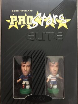 ตุ๊กตาโมเดลนักฟุตบอล ม.พลาตินี่ ทีมชาติฝรั่งเศส โครินเธียน โปรสตาร์ - ProStars Elite Limited Edition Series ใหม่ / M.PLATINI FRANCE National Football Team Corinthian ProStars Football Figure - ProStars Elite Limited Edition Series NEW