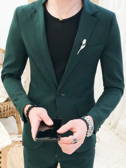 พร้อมเช่า ชุดสูทชาย สีเขียวเข้ม ทรงเข้ารูป สไตล์เกาหลี ไม่มีเสื้อกั๊ก