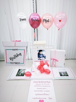Surprise Box กล่องเซอร์ไพรส์วันเกิด สัสัน สะดุดตา พร้อมตกแต่ง ช่อลูกโป่ง 1 ช่อ,สามารถใส่รูปได้ 2 ใบ สามารถเปลี่ยนสีลูกโป่ง/เปลี่ยนข้อความได้