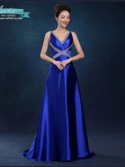 พร้อมเช่า ชุดราตรียาว สายเดี่ยว ปักเลื่อมรูปตัว X หางยาว สีน้ำเงิน