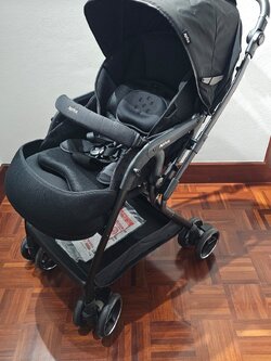 รถเข็นเด็ก Aprica Optia Cushion Grace มือสองสภาพกริ๊บ สำหรับแรกเกิด - 3 ขวบ มือจับหุ้มหนังพรีเมี่ยม