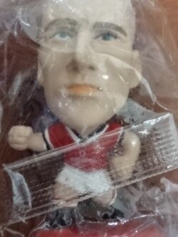 ตุ๊กตาโมเดลนักฟุตบอล ย.สตัม สโมสรแมนเชสเตอร์ ยูไนเต็ด โครินเธียน ไมโครสตาร์ - Series 1/2001 Red Base - MC047 ใหม่ / J.STAM MANCHESTER UNITED Football Club Corinthian MicroStars Football Figure - Series 1/2001 Red Base - MC047 NEW