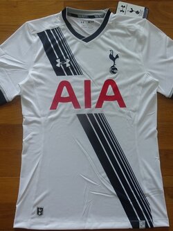 เสื้อฟุตบอล ทีมสโมสรท็อตแน่ม ฮ็อทสเปอร์ ชุดเหย้า 2015/16 ใหม่ M-Size / TOTTENHAM HOTSPUR Football Shirt Home Kit 2015/16 Jersey NEW M-Size