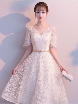 Pro-order เดรสสวย ถ่ายพรีเวดดิ้ง สวยหวาน ลูกไม้ (ซิปหลัง)