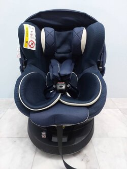 Ailebebe Kurutto 6i (isofix) grance สีน้ำเงิน สภาพสวย **มือสอง อะไหล่แท้ ไม่มีตำหนิ ทำความสะอาดฆ่าเชื้อพร้อมใช้งาน**