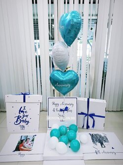 Happy Anniversary ครบรอบ แบบกล่อง ลูกโป่งฟอยล์หัวใจ ขนาด 18" 3 ชิ้น พร้อมตกแต่ง สามารถใส่รูปได้ 2 ใบ สามารถเปลี่ยนสีลูกโป่ง/เปลี่ยนข้อความได้