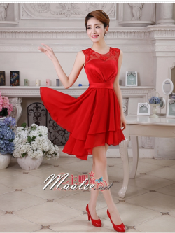 พร้อมเช่า ชุดราตรีสั้น ลูกไม้ สีแดง กระโปรงระบาย