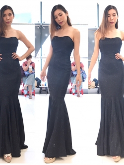 พร้อมเช่า ชุดเดรส เกาะอก ทรงหางปลา ผ้า glitter ระยิบระยับ สีดำ