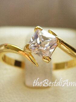 ิBR030 แหวนเพชรCZ สี่เหลี่ยม(Emerald Cut) เก๋ เท่ เรียบ หรู ดูดี