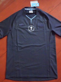 เสื้อฟุตบอล ทีมสโมสรแมนเชสเตอร์ ซิตี้ ชุดพิเศษ FA Cup Winners 2011 Tonal Special Edition ใหม่ M (40)-Size / MANCHESTER CITY Football Shirt Special Kit FA Cup Winners 2011 Tonal Special Edition Jersey NEW M (40)-Size