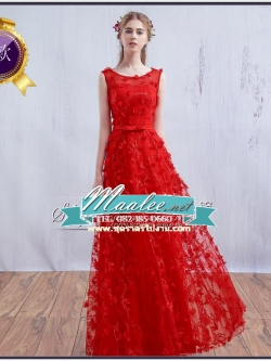 พร้อมเช่า ชุดราตรียาว แบบ C สีแดง แขนสั้น คอปาด ลูกไม้สามมิติทั้งตัว