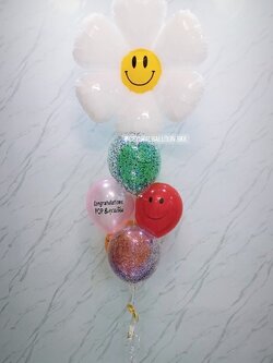 ลูกโป่ง แสดงความยินดี ช่อลูกโป่งฟอยล์ดอกเดซี่ 1 ช่อ พร้อมตกแต่ง สามารถเปลี่ยนสีลูกโป่ง/เปลี่ยนข้อความได้