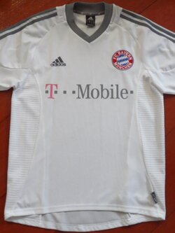 เสื้อฟุตบอล ทีมสโมสรบาเยิร์น มิวนิค ชุดเยือน 2002/04 S-Size / BAYERN MUNICH Football Shirt Away Kit 2002/04 Jersey S-Size