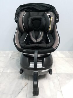 Combi neroom cradling 360 isofix NF-700 สีดำ
