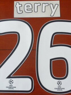 ชุดชื่อและเบอร์ติดเสื้อฟุตบอล #26 เทอร์รี่ สโมสรเชลซี (ชุดเหย้า UCL Final Moscow 2008 และ UCL 2008/09) PLAYER SIZE ใหม่ / #26 TERRY CHELSEA Football Club (Home UCL Final Moscow 2008 and UCL 2008/09) PLAYER SIZE Name and Number Set NEW