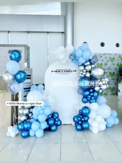 Organic Backdrop ฉาก U คว่ำ Theme ฟ้า-เงิน พร้อม ช่อลูกโป่ง ช่อ 7 ลูก 1 ช่อ พร้อมตกแต่ง สามารถเปลี่ยนสีลูกโป่ง/เปลี่ยนข้อความได้