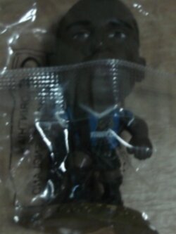 ตุ๊กตาโมเดลนักฟุตบอล ป.วิเอร่า สโมสรอินเตอร์ มิลาน โครินเธียน ไมโครสตาร์ - Series 15/2006 Gold Base - MC9563 ใหม่ / P.VIEIRA INTER MILAN Football Club Corinthian MicroStars Football Figure - Series 15/2006 Gold Base - MC9563 NEW