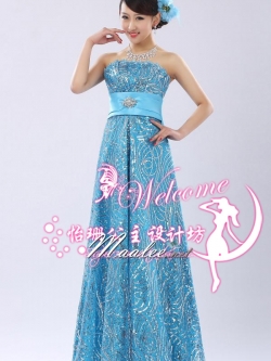 พร้อมเช่า ชุดราตรียาว สีฟ้า เนื้อผ้าปักเลื่อมสวย แต่งคริสตัลและโบว์ที่เอว