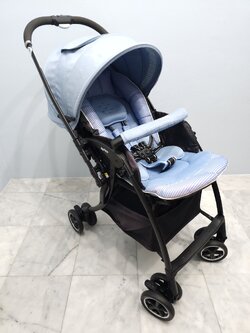 รถเข็นเด็ก Aprica Luxuna Comfort สีฟ้า [มือสอง ทำความสะอาดพร้อมใช้งาน]