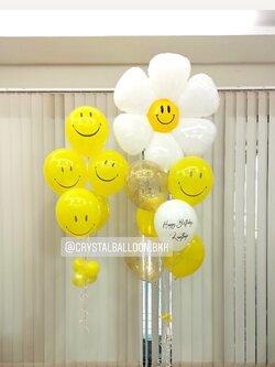 ลูกโป่ง วันเกิดเด็ก ช่อลูกโป่งฟอยล์ดอกเดซี่ 1 ช่อ พร้อมตกแต่ง ช่อลูกโป่งหน้ายิ้มเหลือง 5 ลูก 1 ช่อ,ลูกโป่งใส ใส่กลิตเตอร์ สามารถเปลี่ยนสีลูกโป่ง/เปลี่ยนข้อความ/เปลี่ยนฟอยล์ตกแต่งได้