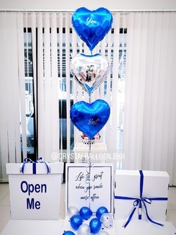 Surprise Box Theme สีน้ำเงิน - เงิน ลูกโป่งฟอยล์หัวใจ ขนาด 18" 3 ชิ้น พร้อมตกแต่ง สามารถใส่รูปได้ 2 ใบ สามารถเปลี่ยนสีลูกโป่ง/เปลี่ยนข้อความได้
