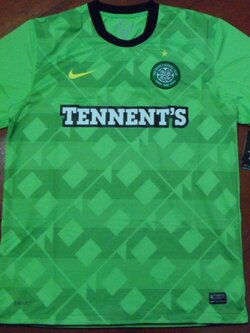 เสื้อฟุตบอล ทีมสโมสรเซลติก ชุดเยือน 2010/11 ใหม่ L-Size / CELTIC Football Shirt Away Kit 2010/11 Jersey NEW L-Size