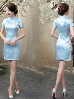 Pre-order กี่เพ้า / สั้น สีฟ้า ลายดอกบ๊วย Cherry Blossom ผ้าไหมจีน กุ๊นขอบ ตัดเย็บอย่างดี