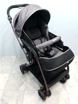 Aprica Optia Premium สีเทา